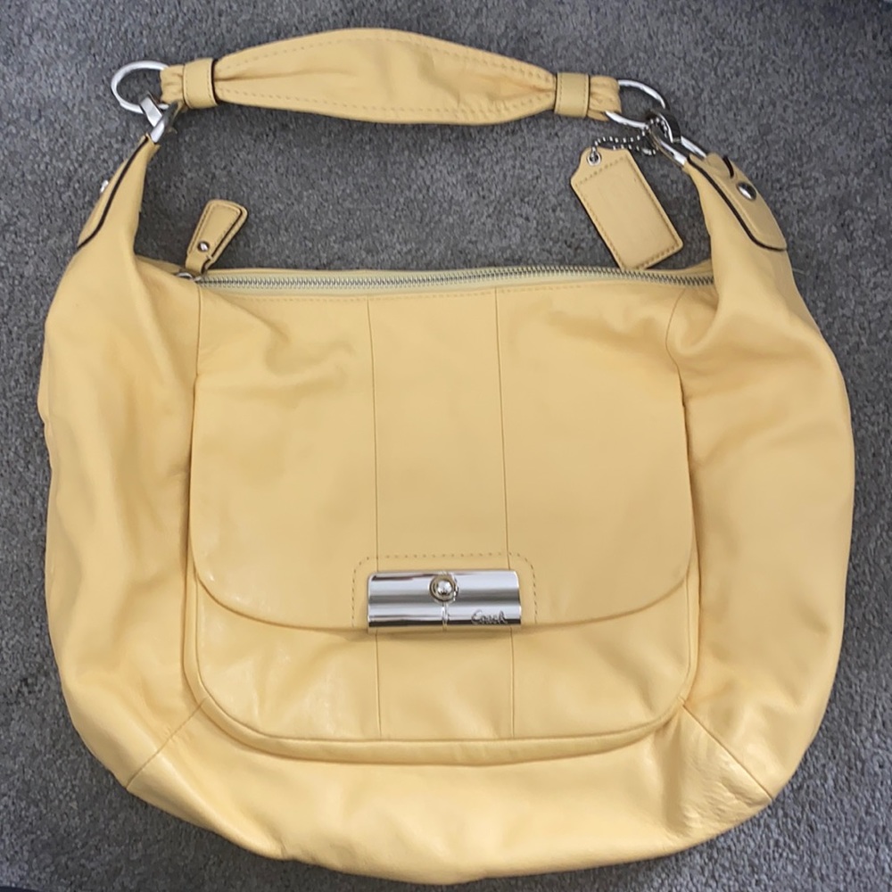 Coach leather purse brand new never used